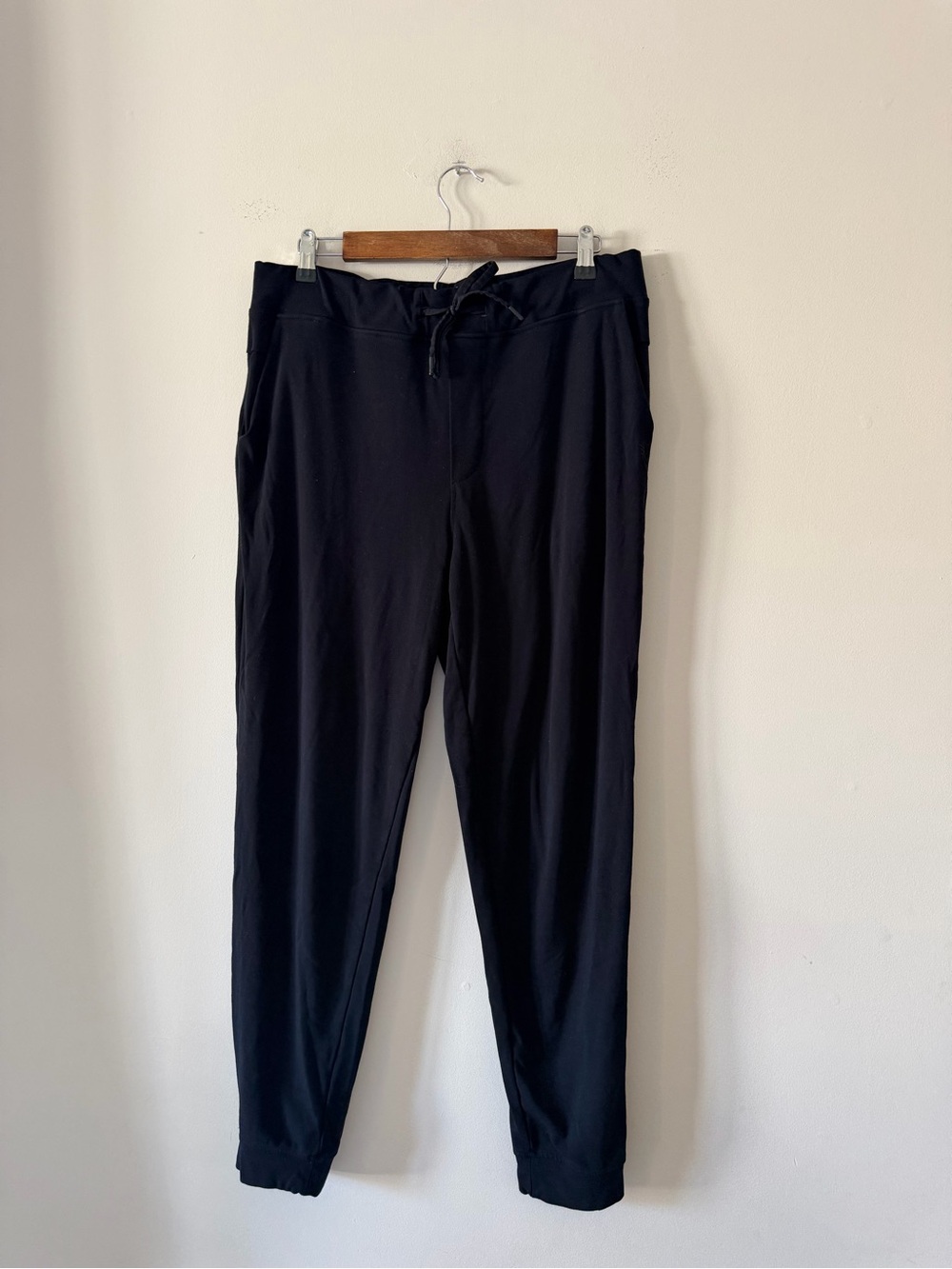 Cozy Earth Premium Bamboo Clothing Black Drawstring Jogger Pants Size L